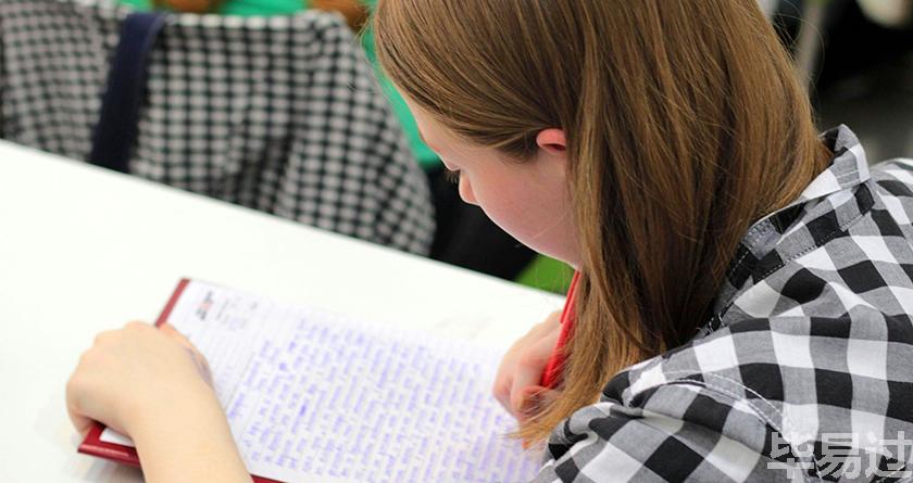 毕易过,毕易过官网,免费论文降重,改易过,论文查重,论文修改